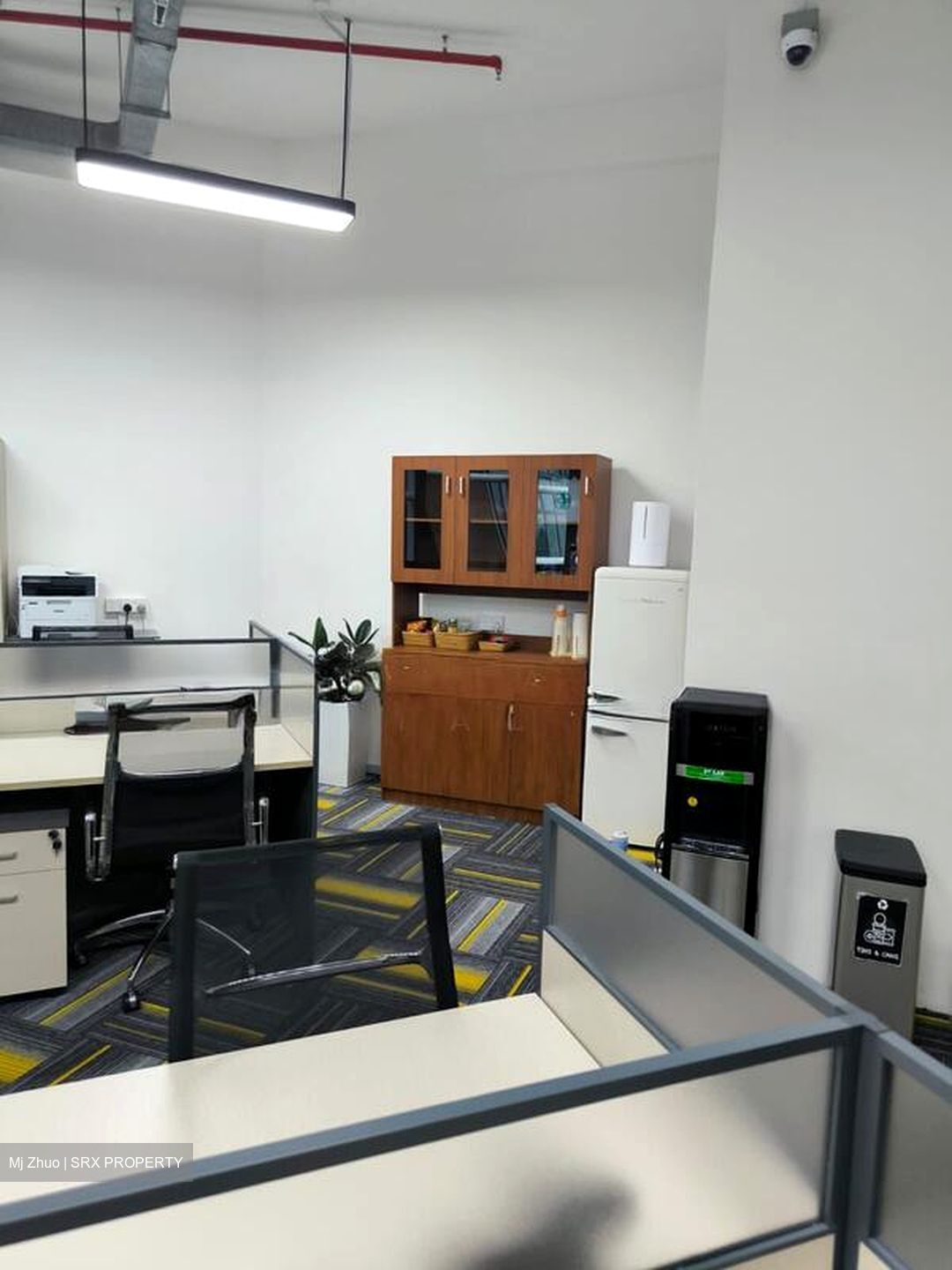 PLUS (D1), Office #599578911
